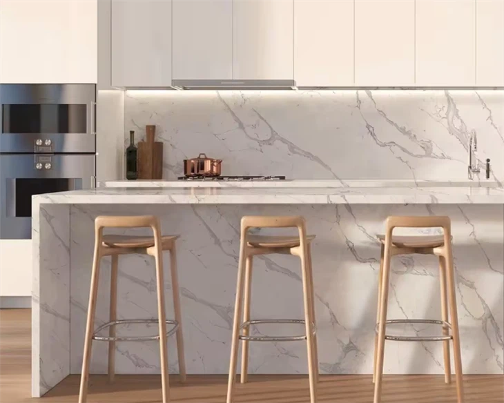 Artificial Calacatta Leon Quartz For Kitchen
