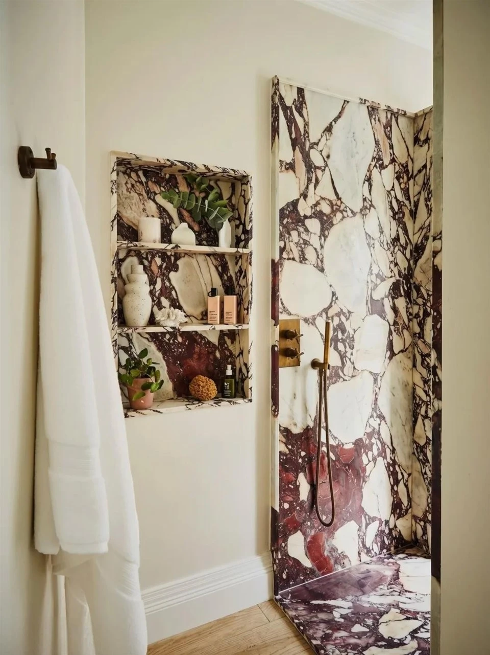 Calacatta Violet Marble (4) Calacatta Violet Marble (4)
